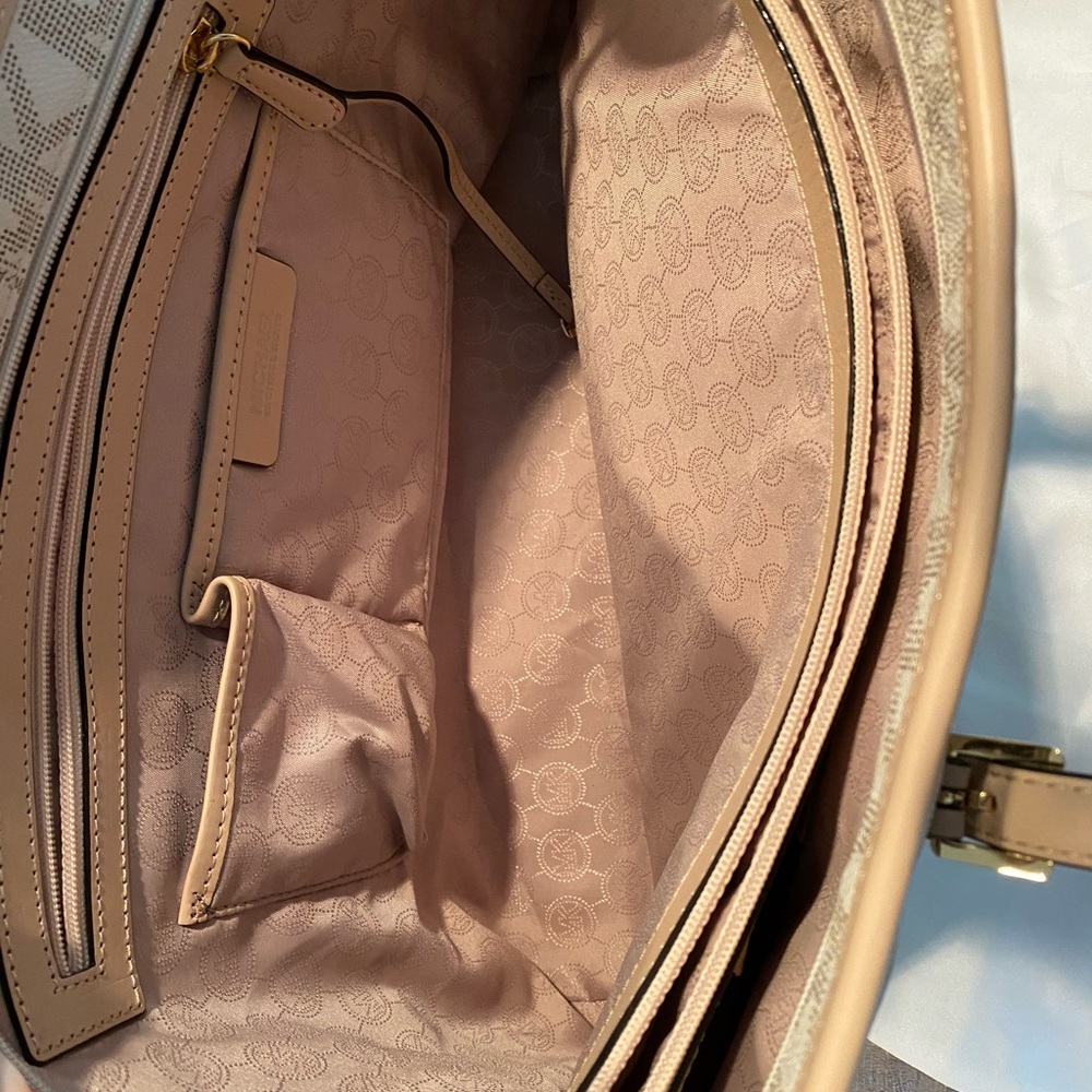 Travel tote - Picture 7 of 7